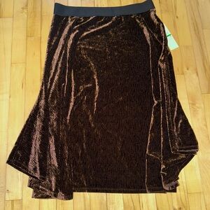NWT Calvin Klein Velvet Flowy Skirt – Size L